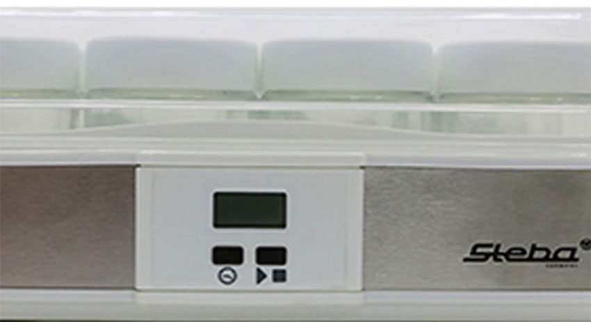 Máy làm sữa chua Steba JM2 với bảng điều khiển nút nhấn dễ dàng sử dụng