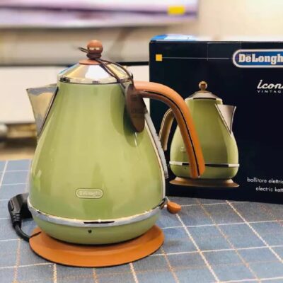 Ấm siêu tốc phong cách Vintage của hãng Delonghi