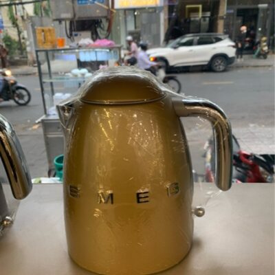 Ấm siêu tốc Smeg KLF03CHMEU mầu đồng nhám