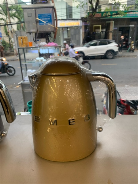 Ấm siêu tốc Smeg KLF03CHMEU mầu đồng nhám