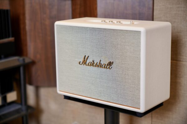 Loa Marshall Woburn III