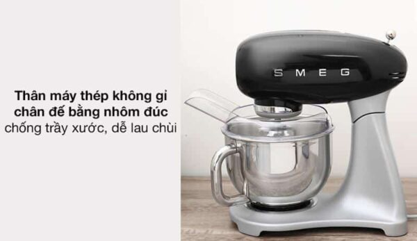 Máy Trộn Bột Smeg SMF02BLEU đen