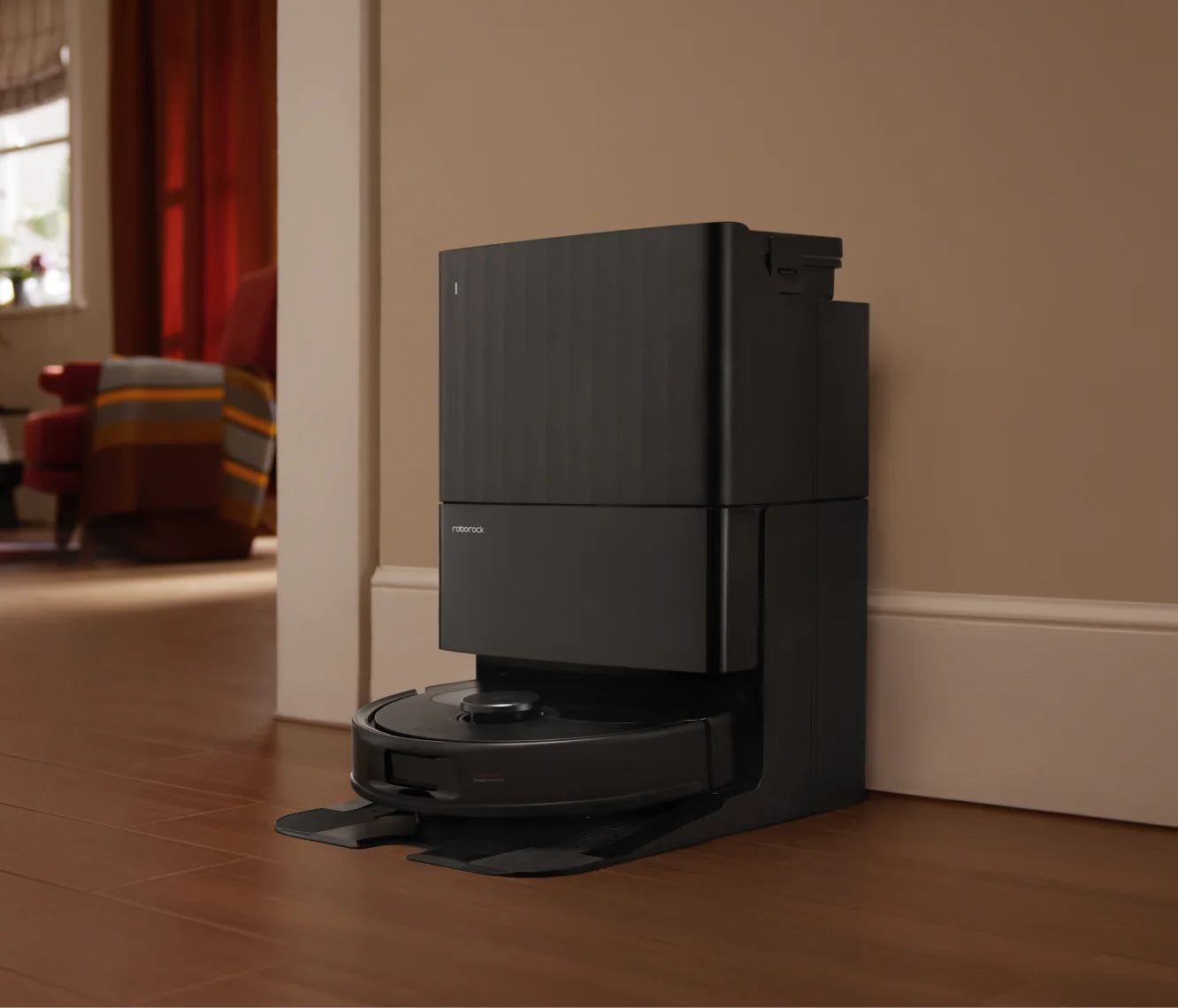 Roborock QR 798 – Robot hút bụi lau nhà Bản Quốc Tế
