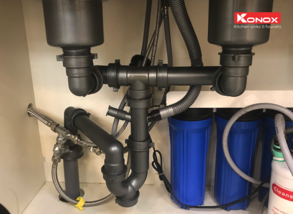 Vòi rửa dây rút Konox Curva Grey