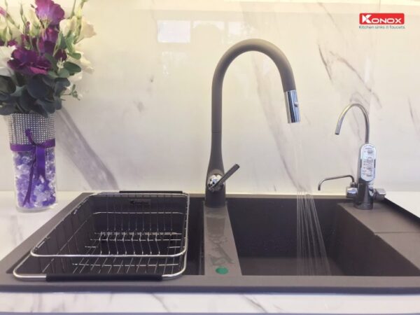 Vòi rửa dây rút Konox Curva Grey