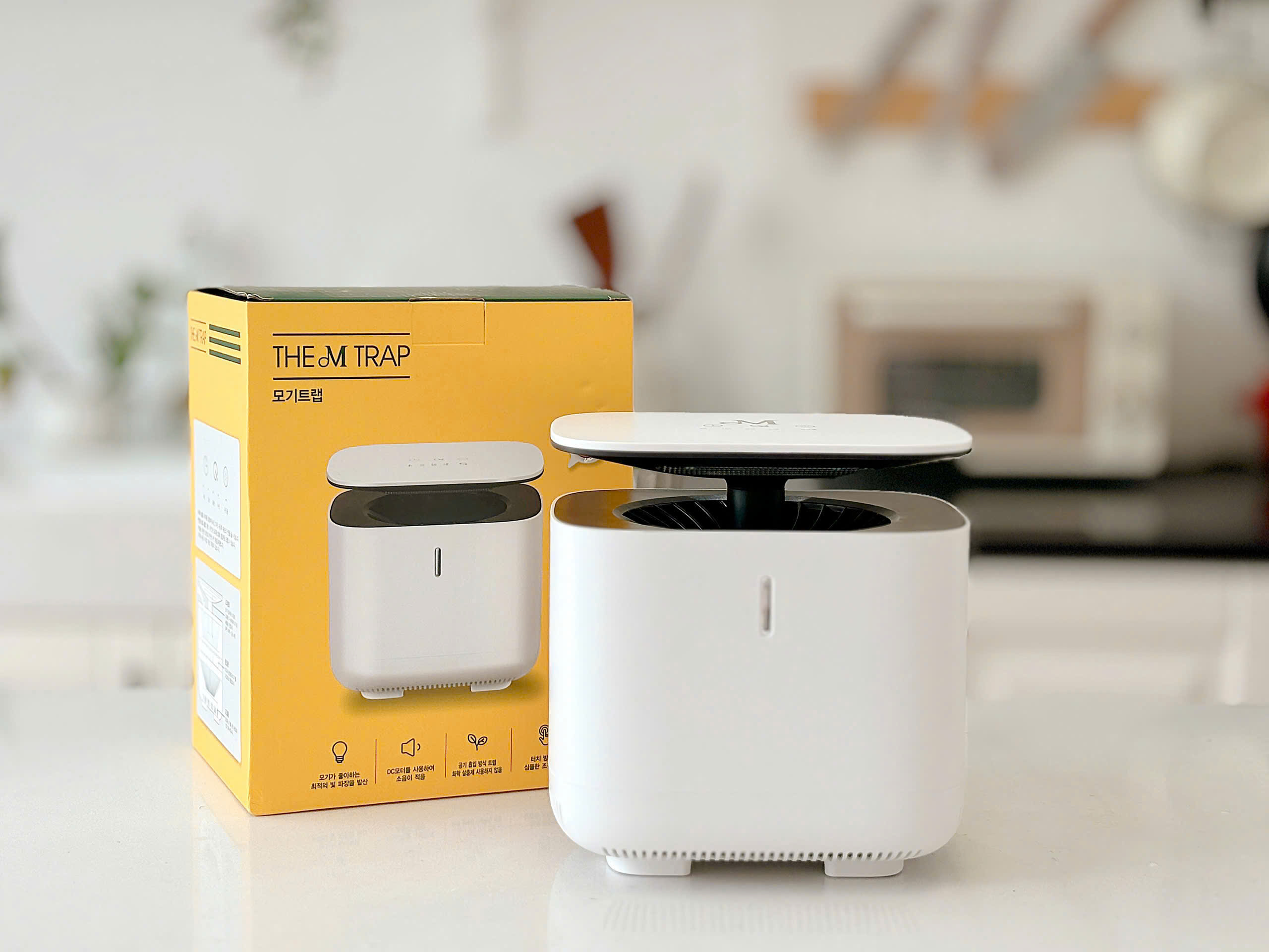 Máy bắt muỗi và côn trùng The M Trap