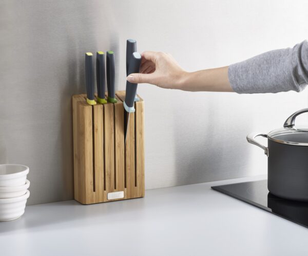 Bộ Dao 5 Món Joseph Joseph Elevate Knives Bamboo Với Giá Đỡ Tre – 103007
