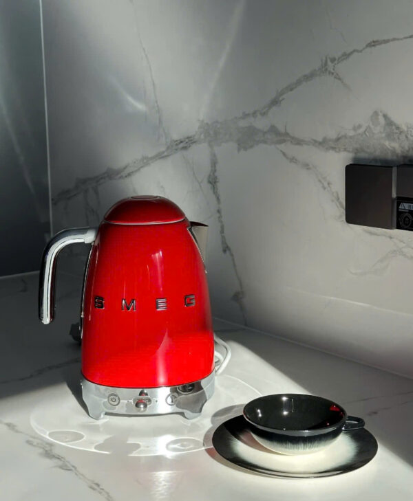 Ấm siêu tốc SMEG chỉnh nhiệt KLF04 1,7L