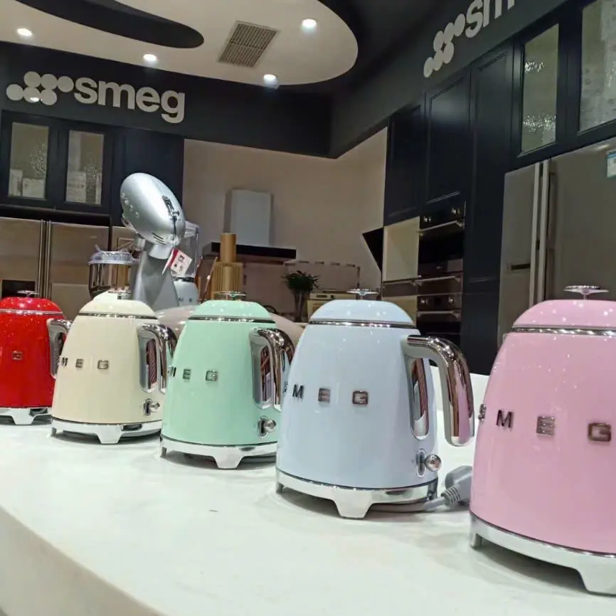 Ấm siêu tốc mini SMEG KLF05 0,8 L 27 Ấm siêu tốc mini SMEG KLF05 0,8 L