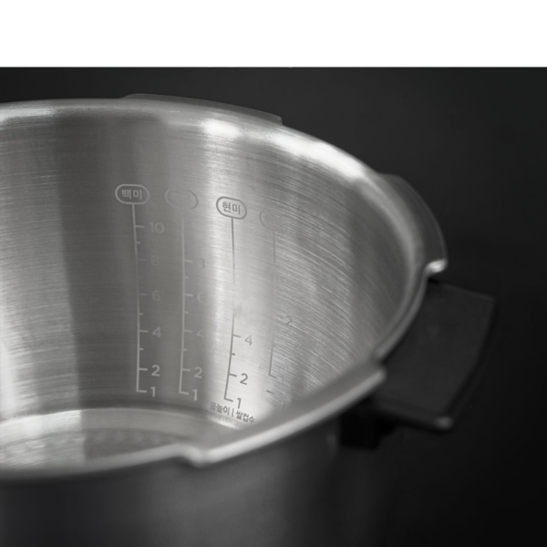 Nồi cơm điện cao tần áp suất Cuckoo CRP-CHAS109FB 1.8L (Lòng inox)