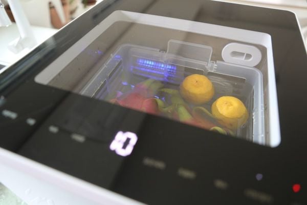 Máy rửa thực phẩm Hurom UC-B01