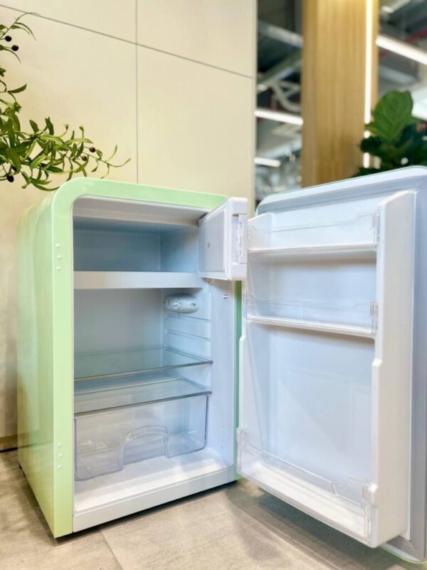 Tủ lạnh HCK 107L BC-130RDA không tay nắm