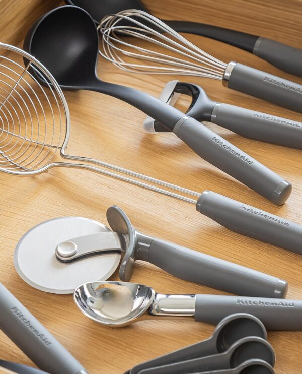 Dao Cắt Pizza KitchenAid – Dụng Cụ Nhà Bếp Cao Cấp Cho Những Lát Pizza Hoàn Hảo