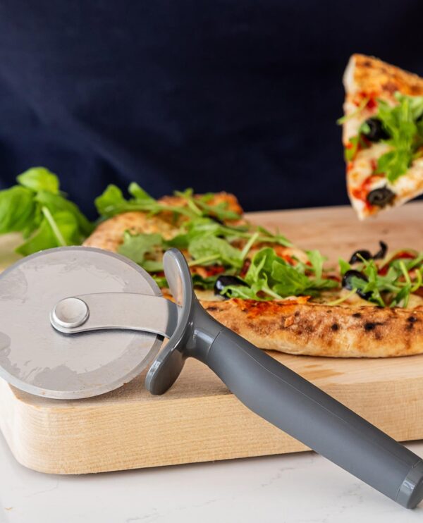 Dao Cắt Pizza KitchenAid – Dụng Cụ Nhà Bếp Cao Cấp Cho Những Lát Pizza Hoàn Hảo
