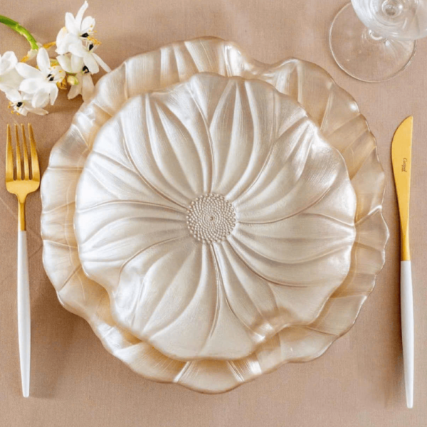 Đĩa Magnolia Pearly Ivory 37cm 5333.3 IVV