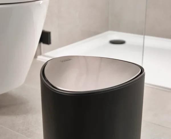Thùng Rác Có Bàn Đạp Màu Đen Nhám Joseph Joseph EasyStore 5L