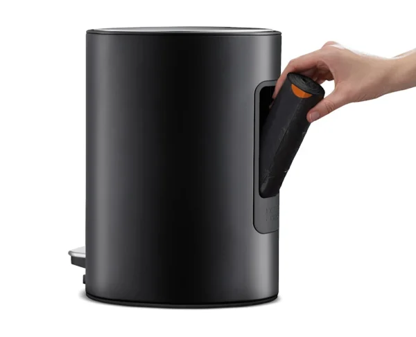 Thùng Rác Có Bàn Đạp Màu Đen Nhám Joseph Joseph EasyStore 5L