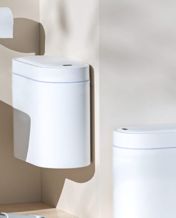Thùng Rác Cảm Ứng Cánh Bướm Nhựa Dáng Oval 9L Màu Trắng 6973840512665