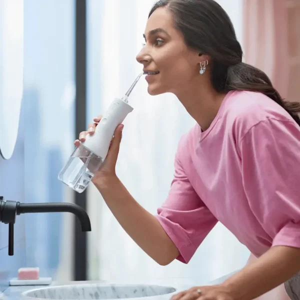Máy Tăm Nước Cầm Tay Philips Sonicare HX3826/31 Màu Trắng